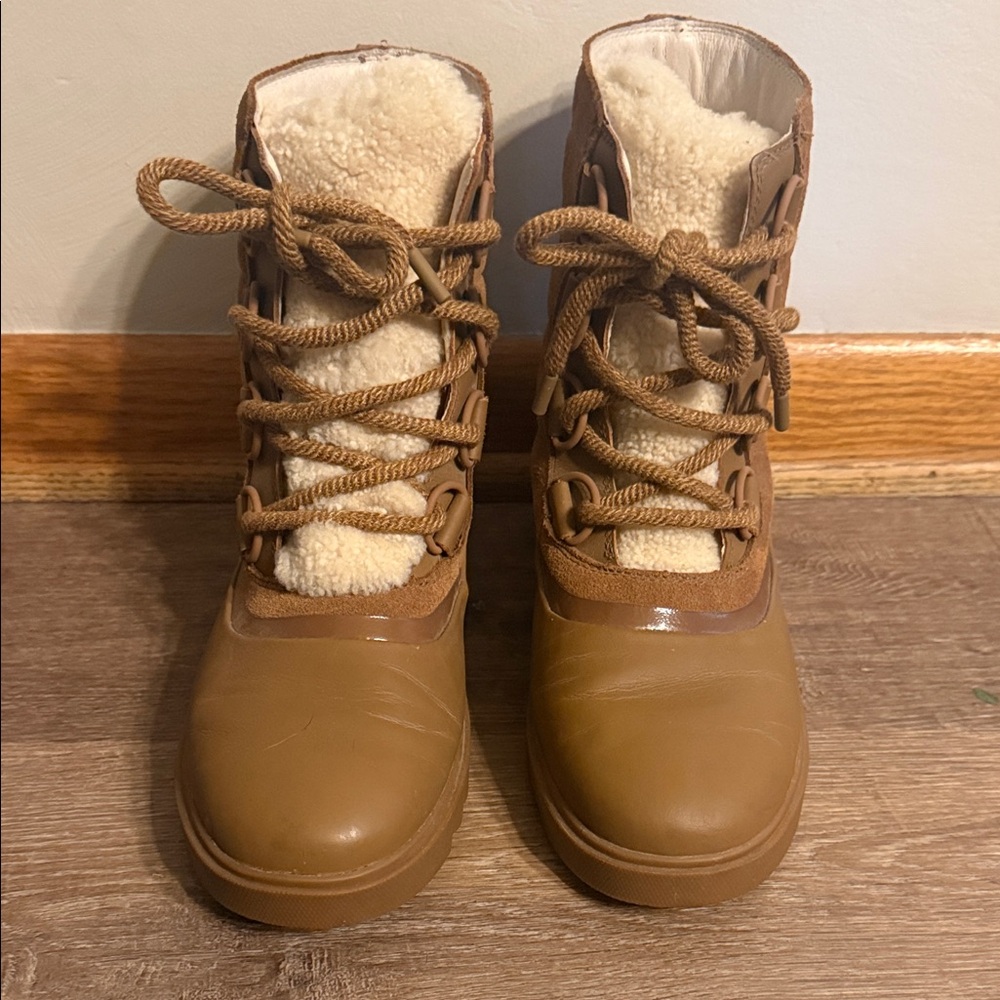 Sorel Brown Winter Boots with Textured Soles